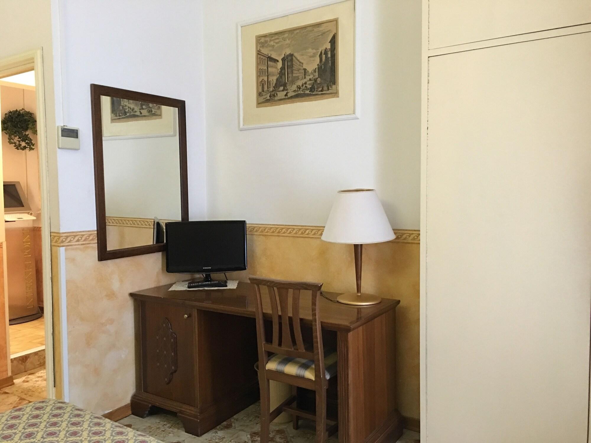 Hotel Olimpia Florence Exterior photo