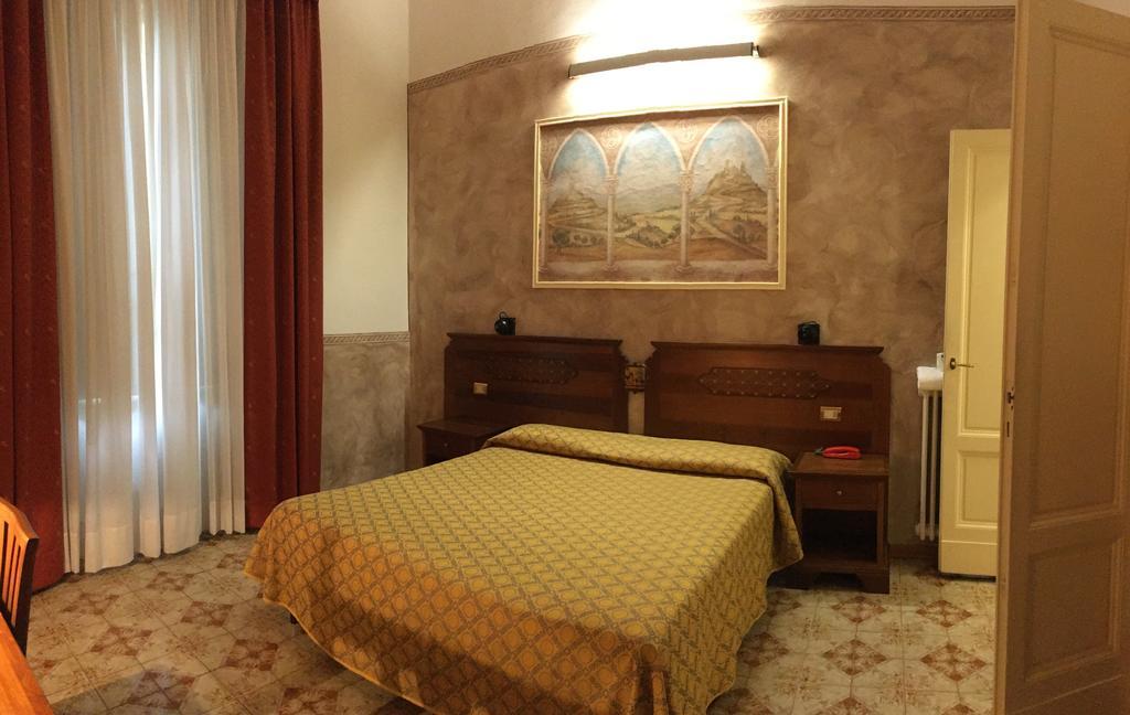 Hotel Olimpia Florence Exterior photo